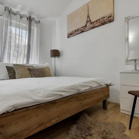 Apartman Rita *